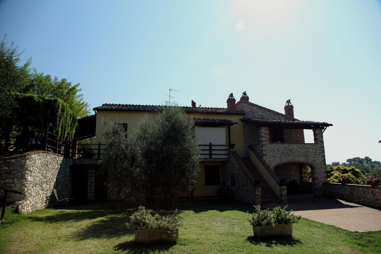 Agriturismo Oliveto Di Geltrude Contessa Амелиа Екстериор снимка